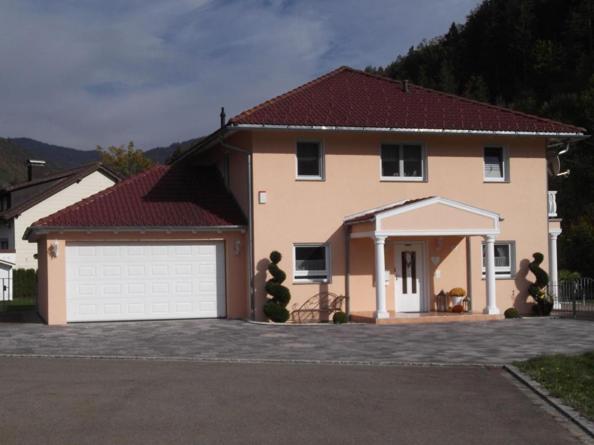 Toscana-Residenz Im Schwarzwald Utzenfeld Екстериор снимка
